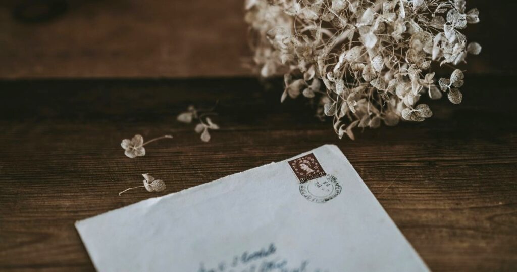 A letter placed on the desk